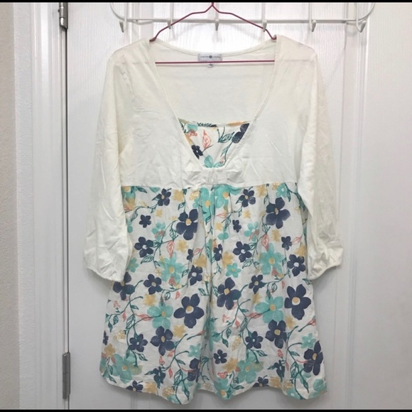 Cache Cache floral top - Picture 1 of 3